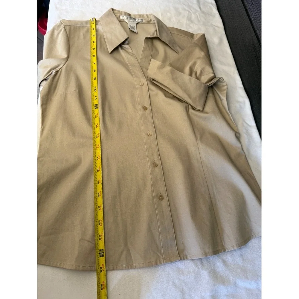 Geoffrey Beene Sport Womens Stretch Button Down Shirt Blouse Khaki Tan Size L